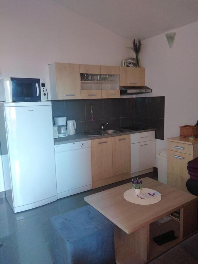 Apartmani Ivankovic Карлобаг Экстерьер фото