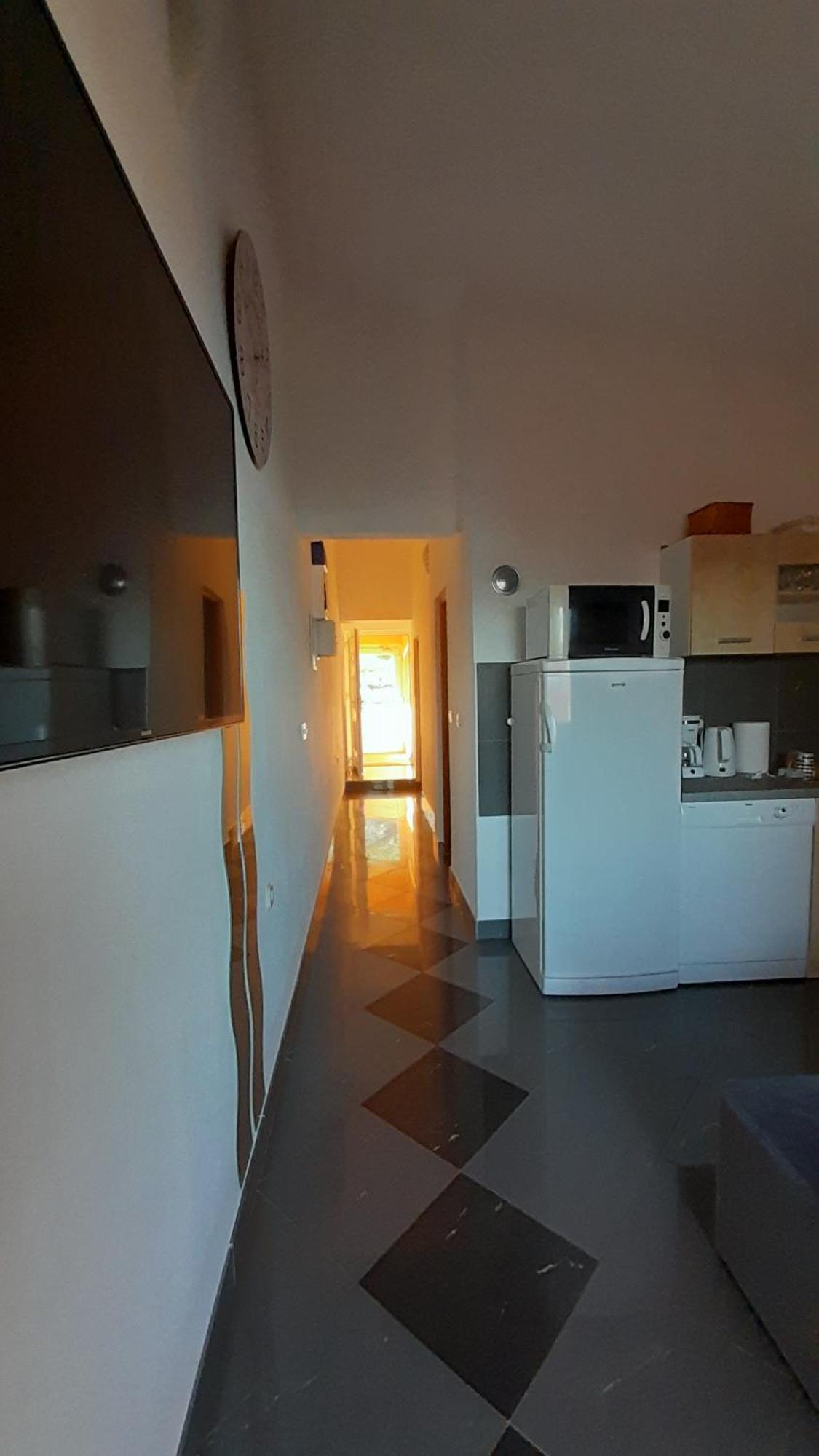 Apartmani Ivankovic Карлобаг Номер фото