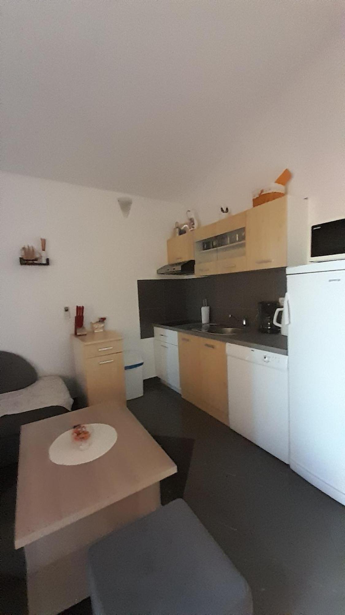 Apartmani Ivankovic Карлобаг Номер фото